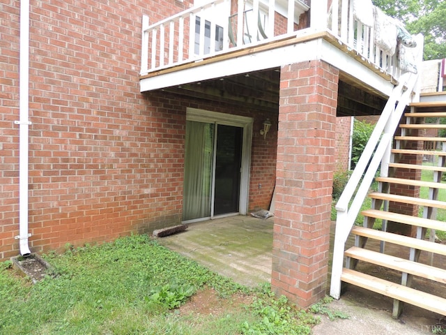 723 Custer Dr, Lynchburg, VA 24502 - property entrance featuring brick siding