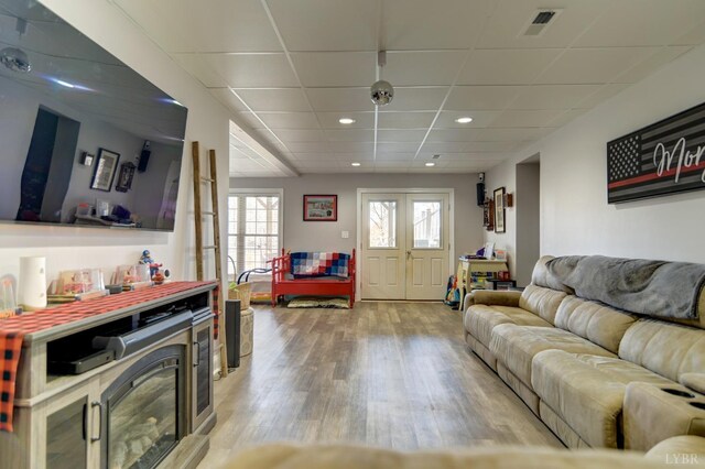 84 Jeter Ct, Lynchburg, VA 24501 - living area with wood finished floors, a drop ceiling, and recessed lighting