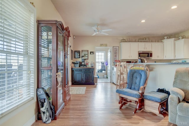 84 Jeter Ct, Lynchburg, VA 24501 - living area with a ceiling fan, light wood finished floors, baseboards, and recessed lighting