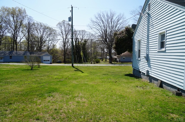 272 Jasper Wood Rd, Hurt, VA 24563 - view of yard