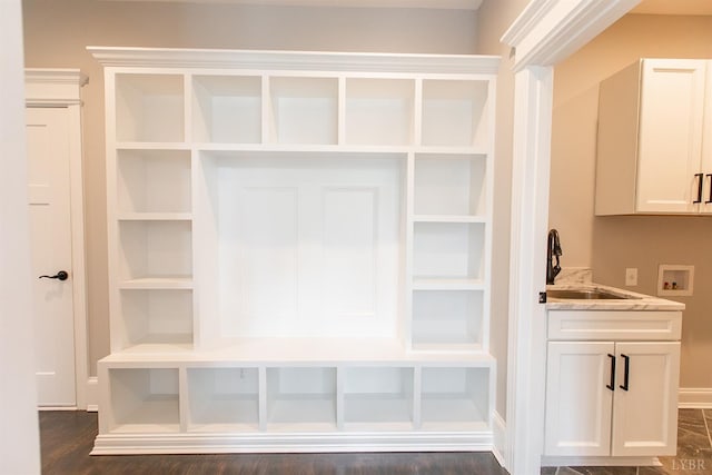14 Deer Hollow Rd, Forest, VA 24551 - mudroom featuring a sink