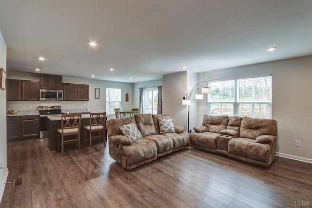 201 Thicket Dr, Lynchburg, VA 24501 - living room featuring dark wood finished floors, recessed lighting, and baseboards