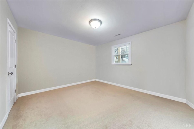1048 Grove Ln, Roanoke, VA 24012 - unfurnished room with carpet and baseboards