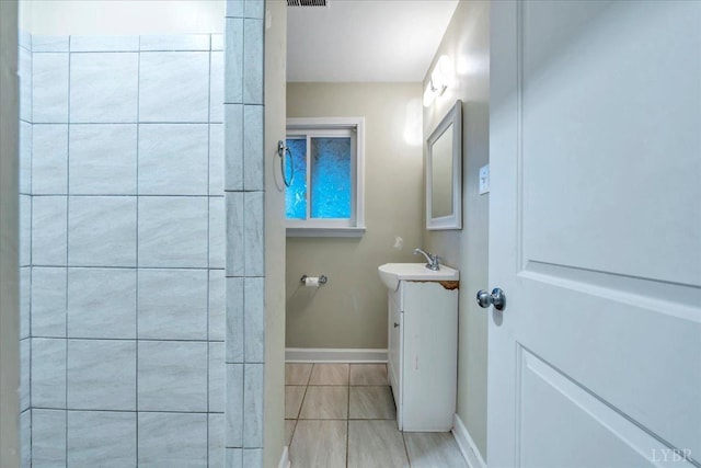 1048 Grove Ln, Roanoke, VA 24012 - bathroom with vanity and baseboards