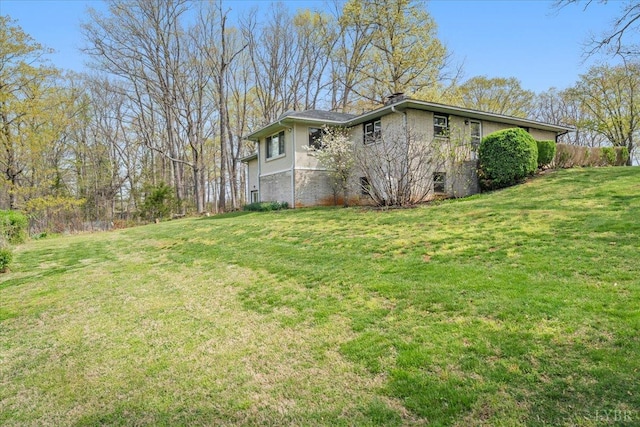 123 Knollwood Dr, Hurt, VA 24563 - view of property exterior featuring a lawn