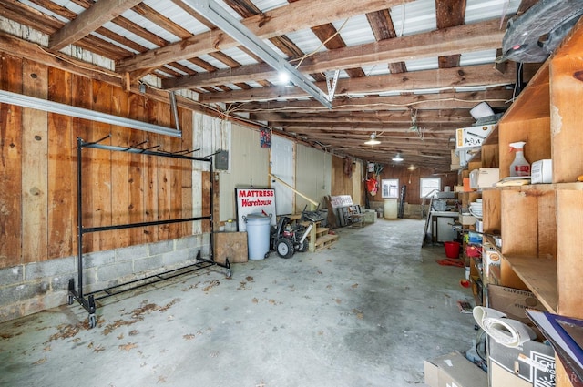 below grade area featuring a garage