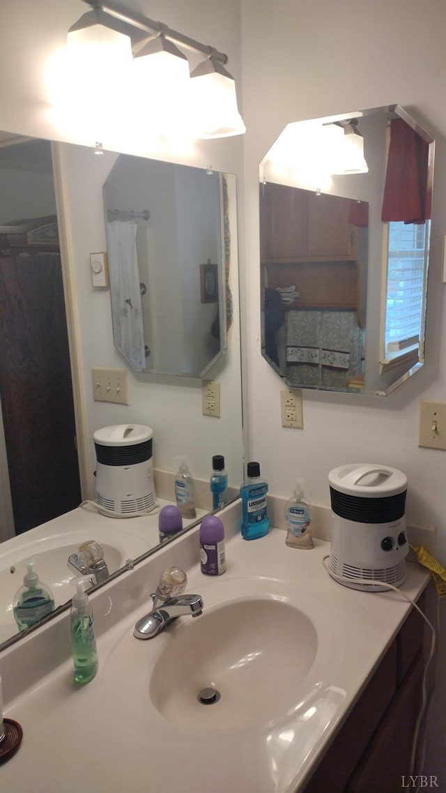 618 Prospect Rd, Hurt, VA 24563 - bathroom featuring vanity