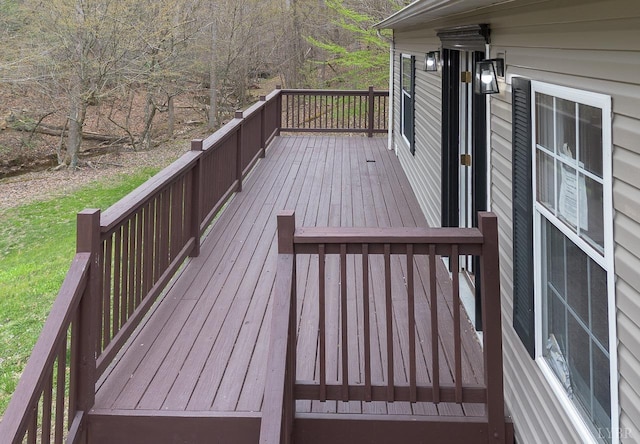 108 Trapper Ln, Vinton, VA 24179 - view of wooden terrace