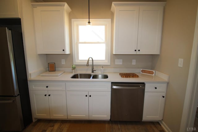 625 S St, Bedford, VA 24523 - kitchen with stainless steel appliances, a sink, white cabinetry, and light countertops