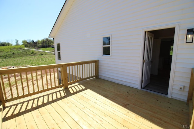 625 S St, Bedford, VA 24523 - view of wooden terrace