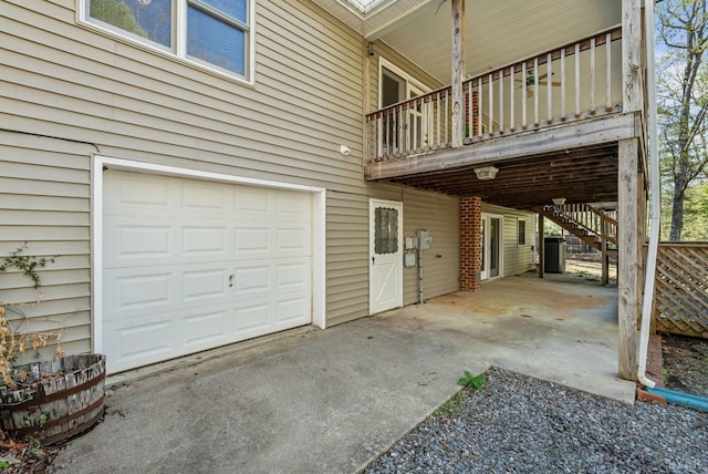 303 Somerset Pl, Rustburg, VA 24588 - garage featuring asphalt driveway