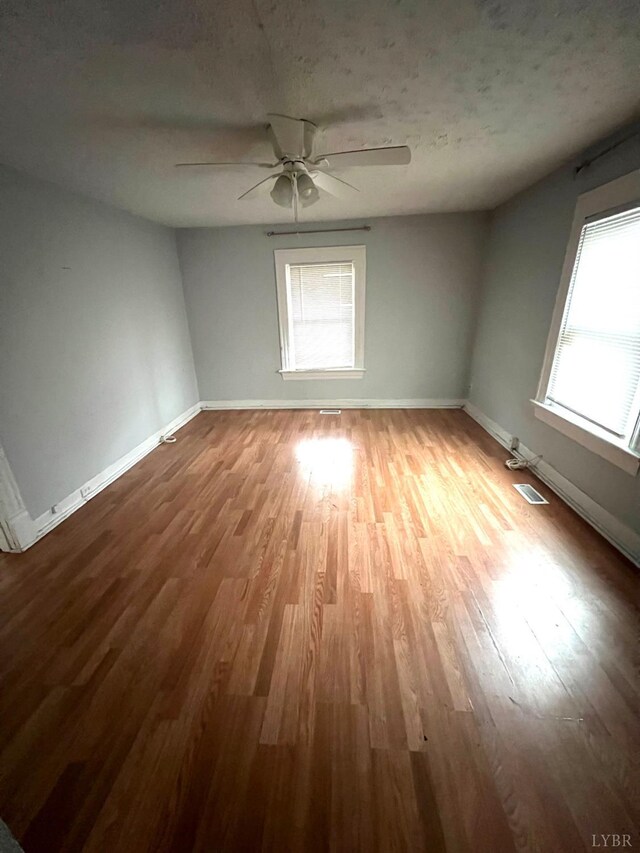 2468 Mosby Ave, Lynchburg, VA 24501 - photo 3