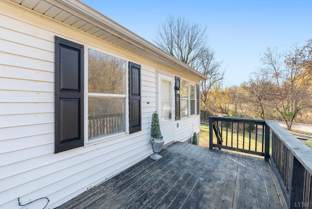 442 W King St, Bedford, VA 24523 - view of wooden deck