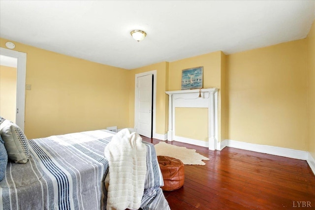 702 Dinwiddie St, Lynchburg, VA 24504 - bedroom with hardwood / wood-style floors and baseboards