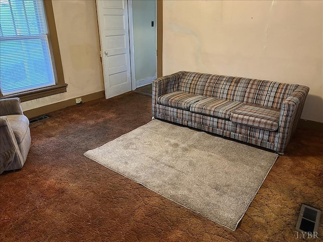 207 Winston Ridge Rd, Lynchburg, VA 24501 - carpeted living room featuring baseboards and visible vents