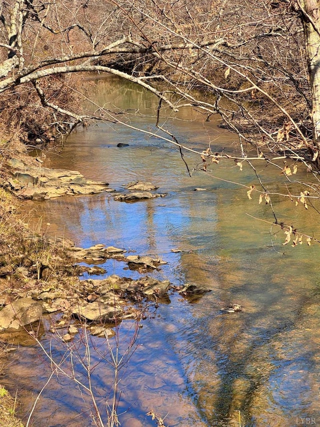 2 Watt Abbitt Rd, Appomattox, VA 24522