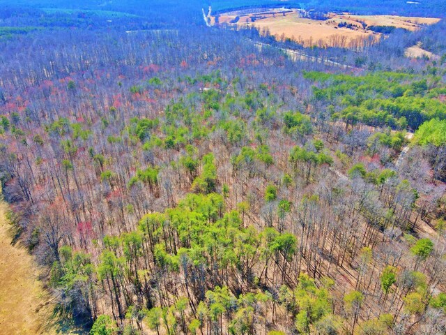 2 Watt Abbitt Rd, Appomattox, VA 24522
