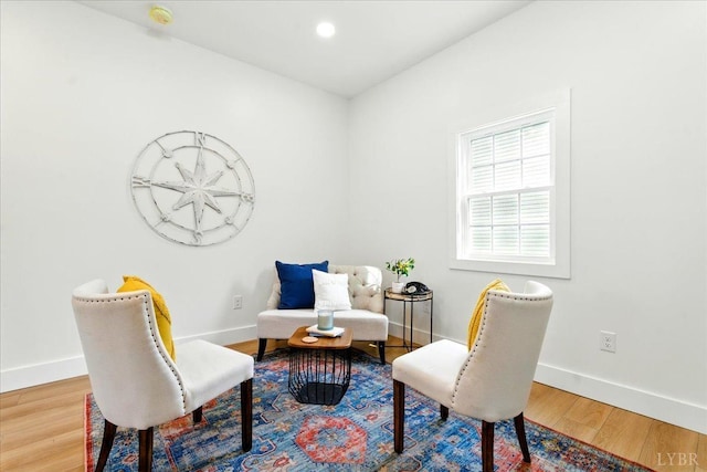 17 Beverly St, Lynchburg, VA 24501 - living area featuring baseboards, wood finished floors, and recessed lighting