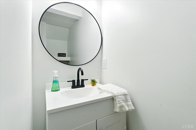 17 Beverly St, Lynchburg, VA 24501 - bathroom featuring vanity