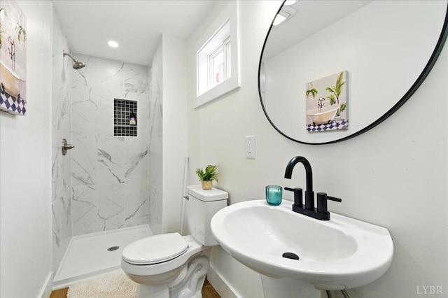 17 Beverly St, Lynchburg, VA 24501 - full bathroom with toilet, a marble finish shower, a sink, baseboards, and recessed lighting