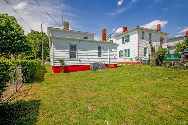1518 14th St, Lynchburg, VA 24501 - rear view of property featuring a chimney