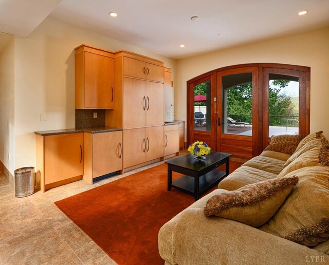 1209 Sycamore Creek Dr, Goode, VA 24556 - living room with recessed lighting and arched walkways