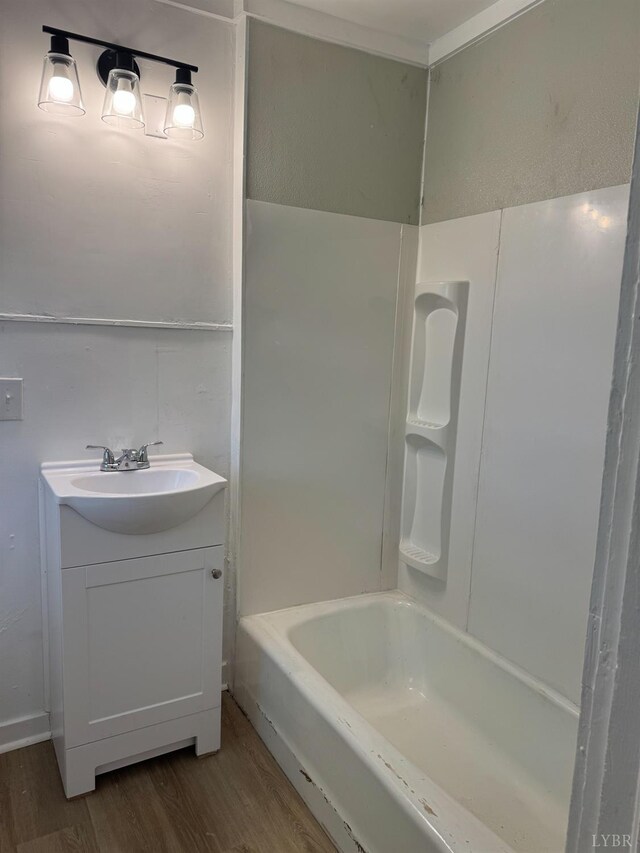 1305 Campbell Ave, Lynchburg, VA 24501 - full bath with wood finished floors and vanity