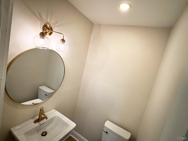 850 Rivermont Ave, Lynchburg, VA 24504 - bathroom with a sink and toilet