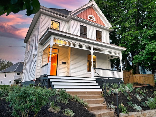 850 Rivermont Ave, Lynchburg, VA 24504 - victorian house featuring covered porch and fence