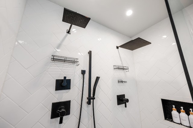 1132 Bancroft, Goode, VA 24556 - interior details featuring tiled shower
