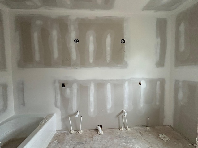 6 Live Oak Dr, Forest, VA 24551 - full bathroom featuring a bathtub