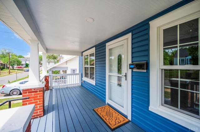 730 Stuart St, Lynchburg, VA 24501 - view of wooden porch