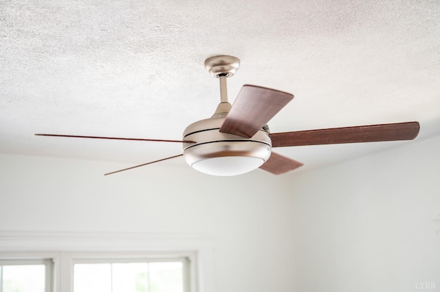 730 Stuart St, Lynchburg, VA 24501 - detailed view of a textured ceiling and ceiling fan