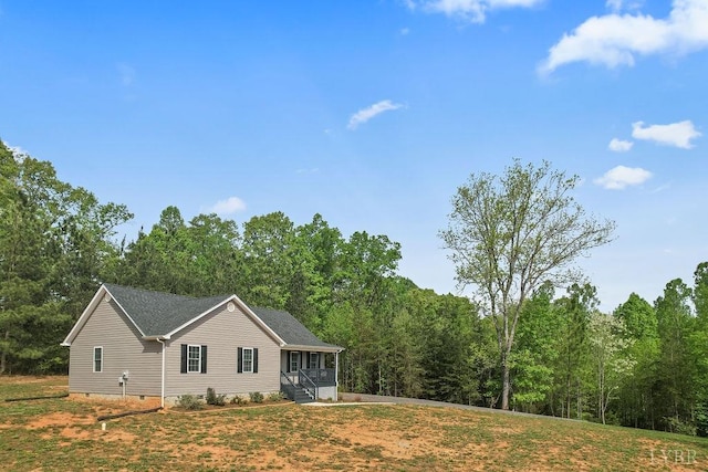 208 Samson Way, Madison Heights, VA 24572 - view of side of property featuring crawl space, a porch, a wooded view, and a lawn