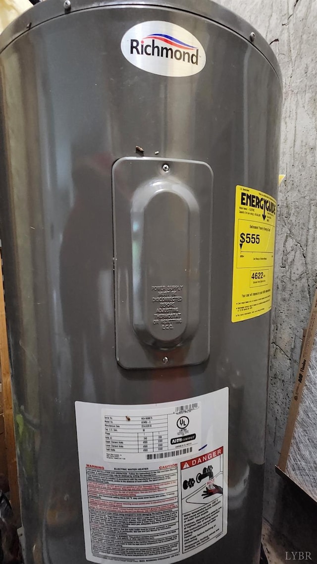 1057 Barrow Hills Dr, Moneta, VA 24104 - detailed view of electric water heater