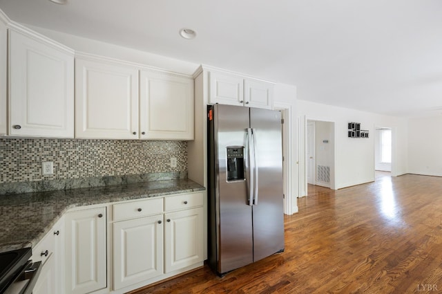 528 Lady Slipper Ln, Lynchburg, VA 24502 - kitchen featuring stainless steel fridge with ice dispenser, black range with electric stovetop, tasteful backsplash, dark wood-style flooring, and recessed lighting