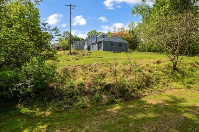 906 Elon Rd, Madison Heights, VA 24572 - view of green lawn