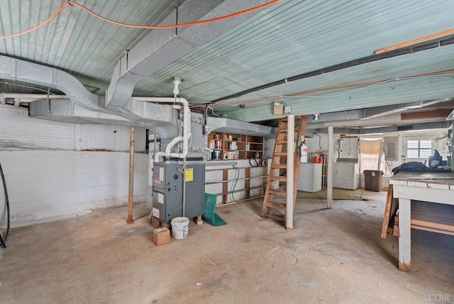 600 9th St, Altavista, VA 24517 - basement featuring heating unit