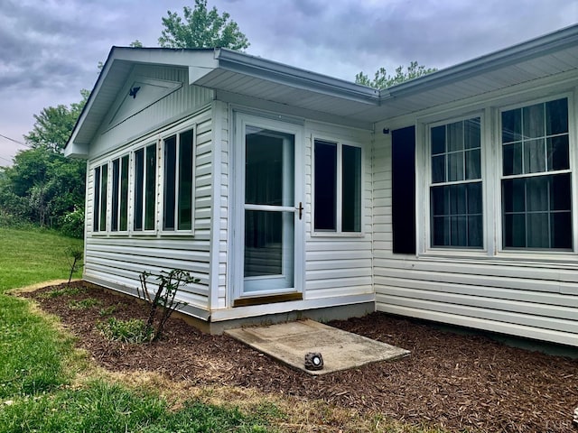 1349 Murray Hollow Rd, Thaxton, VA 24174 - view of side of home