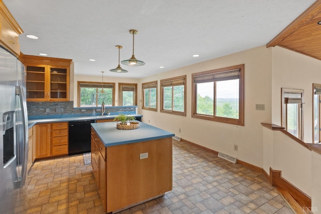 885 Cresthill Rd, Lynchburg, VA 24504 - kitchen featuring black dishwasher, baseboards, stainless steel fridge with ice dispenser, a sink, and tasteful backsplash