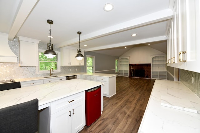 2130 Burnt Bridge Rd, Lynchburg, VA 24503 - kitchen with a peninsula, a sink, open floor plan, backsplash, and dark wood-style floors