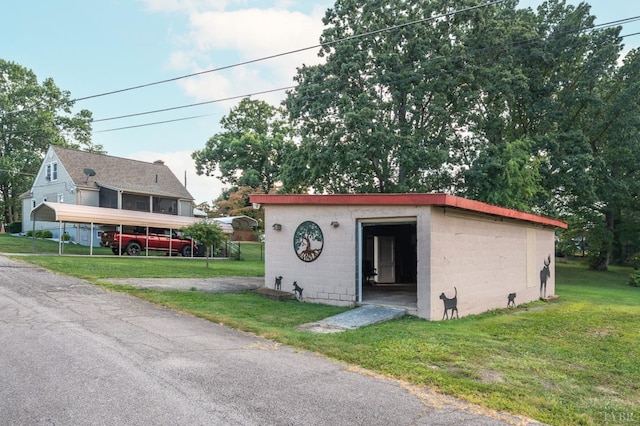 500 Leftwich St, Gretna, VA 24557 - view of outdoor structure with an outbuilding and a carport