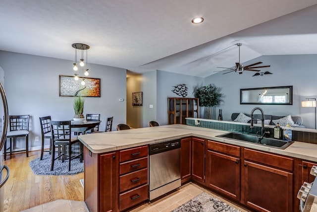 206 Bella Ct, Lynchburg, VA 24502 - kitchen featuring a sink, appliances with stainless steel finishes, a ceiling fan, light countertops, and open floor plan