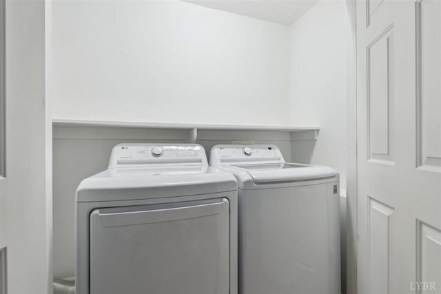 112 Cedarwood Ct, Forest, VA 24551 - washroom with washer and dryer