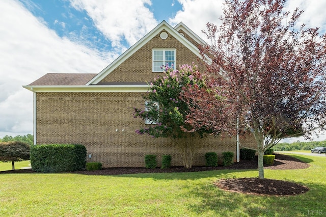 126 Golf Course Trl, Amherst, VA 24521 - view of side of home with a yard and brick siding