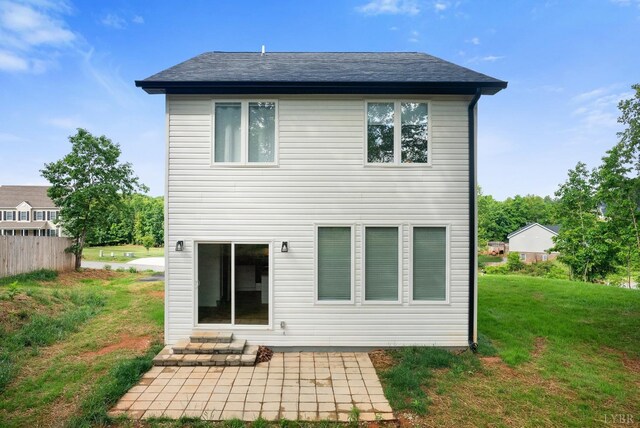 71 Patrick Ct, Madison Heights, VA 24572 - rear view of property featuring a yard