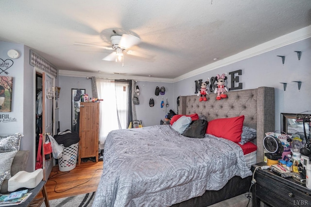 1706 Union St, Lynchburg, VA 24504 - bedroom featuring wood finished floors, crown molding, and ceiling fan