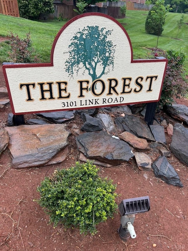 3101 Link Rd Unit 68, Lynchburg, VA 24503 - community / neighborhood sign with fence