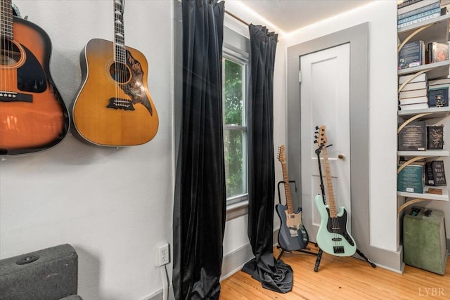1920 Roxbury St, Lynchburg, VA 24501 - interior space featuring wood finished floors and baseboards