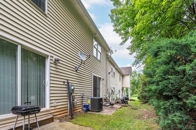 1810 Broadway St Unit 211, Lynchburg, VA 24501 - view of side of property with central AC unit and a patio area